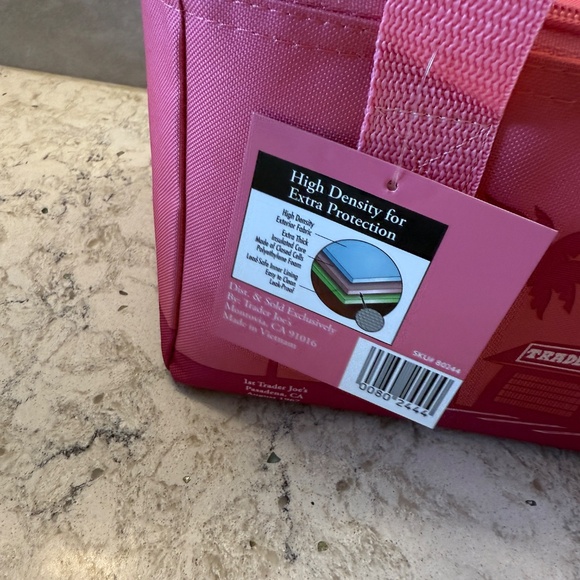 NWT Pink Trader‎ Joe's MIni insulated bag - Picture 4 of 7